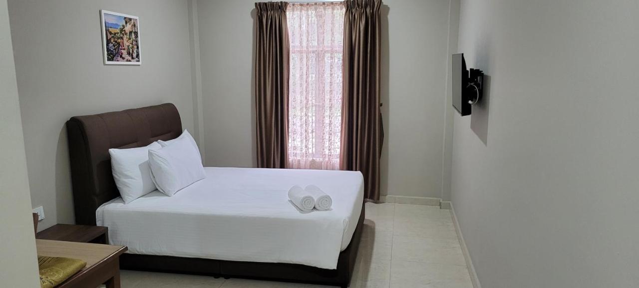 Hotel Shafura 3 Chukai ภายนอก รูปภาพ