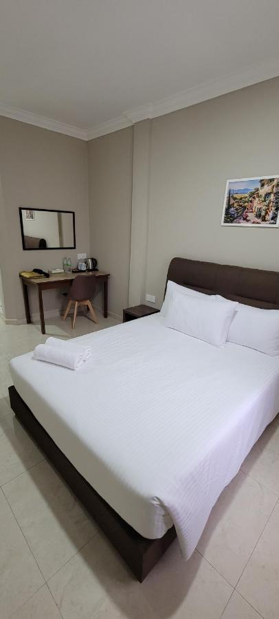 Hotel Shafura 3 Chukai ภายนอก รูปภาพ